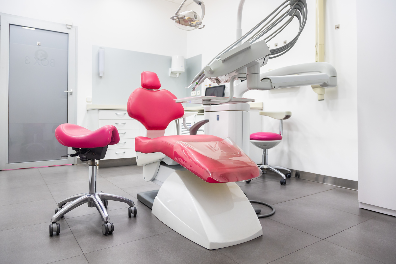 dentista en santa coloma